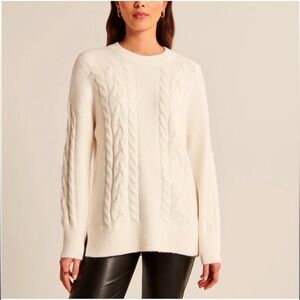 Abercrombie fluffy oversized cable knit sweater